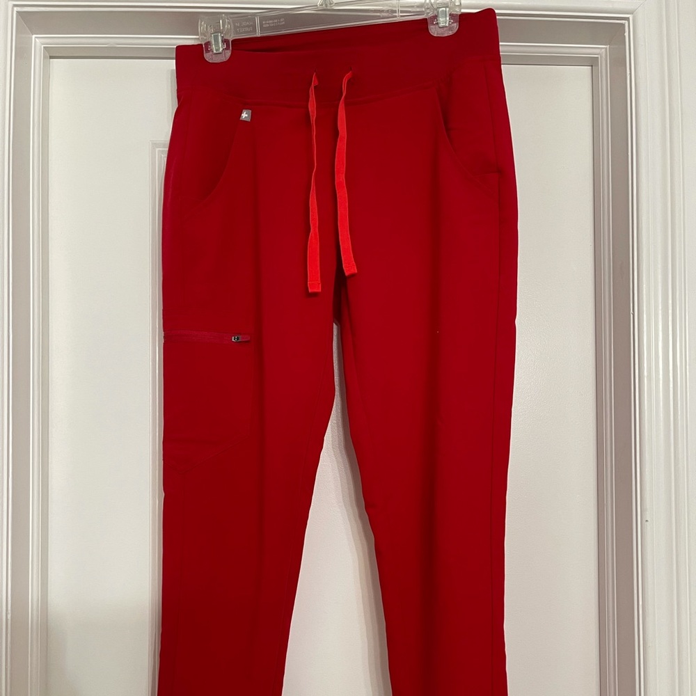 Figs scrubs Winning Red